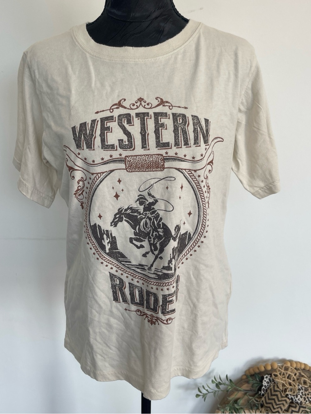 Vintage Western Rodeo Graphic Tee - Cream